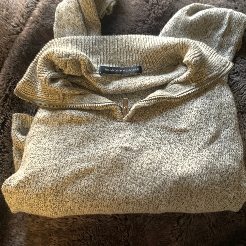 Brandy Melville cropped sweater zip up grey